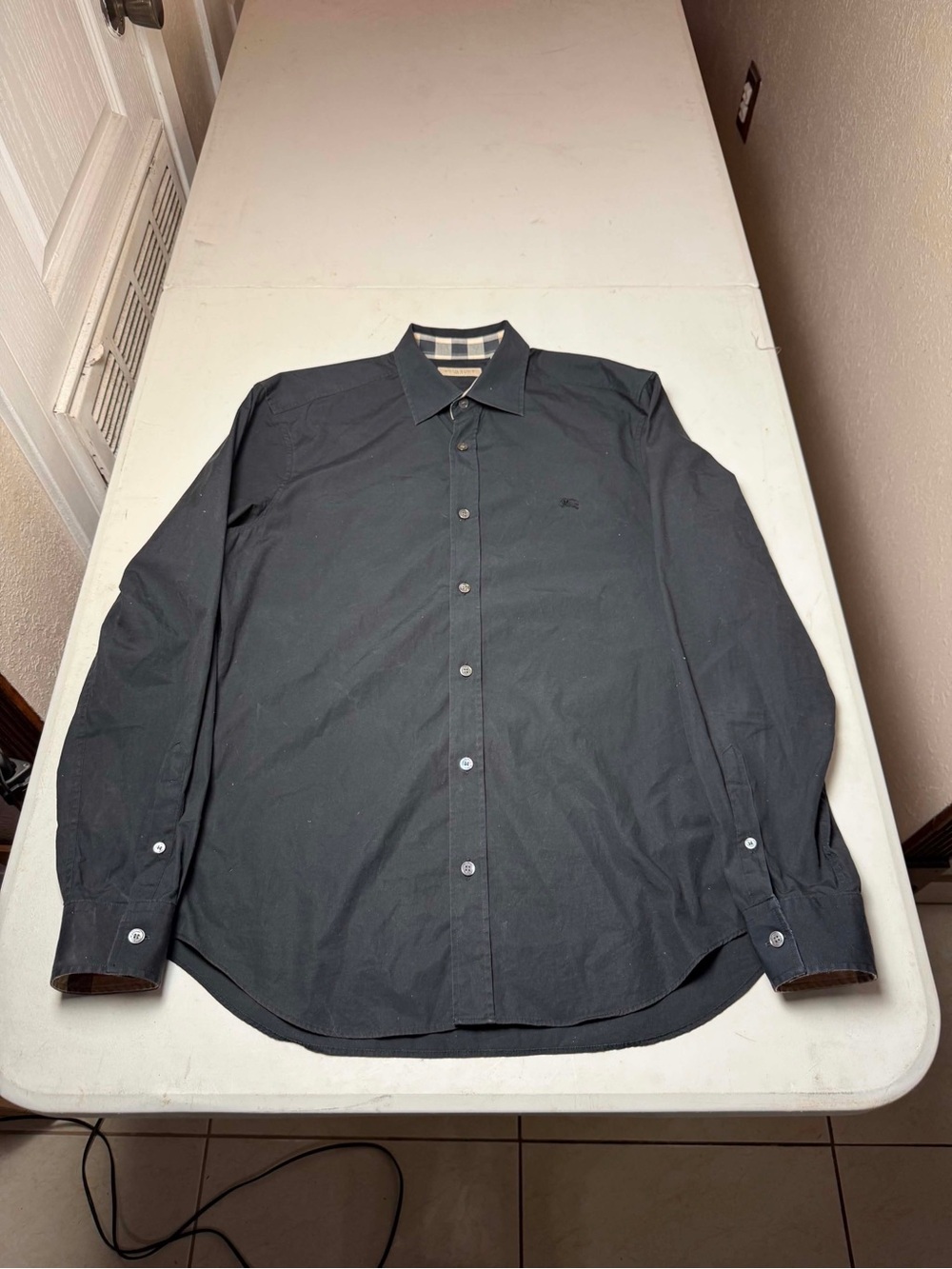 Authentic Burberry black button-up shirt #preppy #classic Men Sz M